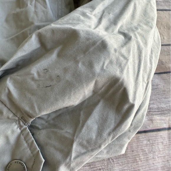 Members Only Men's Vintage Jacket XL Beige Windbreaker Tan with Green Trim Zip - Picture 15 of 15